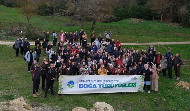 Sonbahar Doğa Yürüyüşleri Karagöl ve Acelle Parkurlarıyla Devam Etti