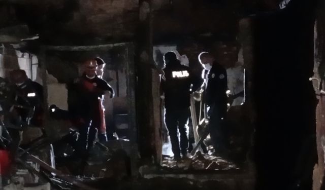 Yangında kaybolan yaşlı adamın cansız bedeni bulundu