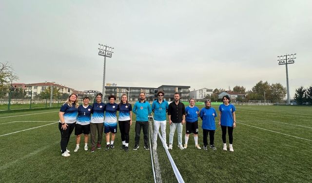 Bağcılar Şampiyon Tamamladı: Ayak Tenisi Turnuvası Sona Erdi