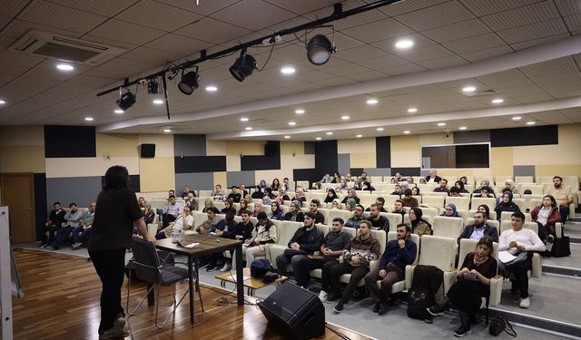 Büyükşehir Akademi’de Kelam Atölyesi Yoğun Katılımla Başladı