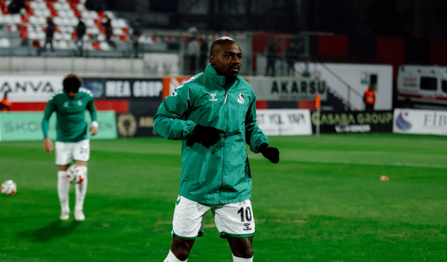 Sakaryaspor’un Rakipleri Haftayı Galibiyetlerle Geçti