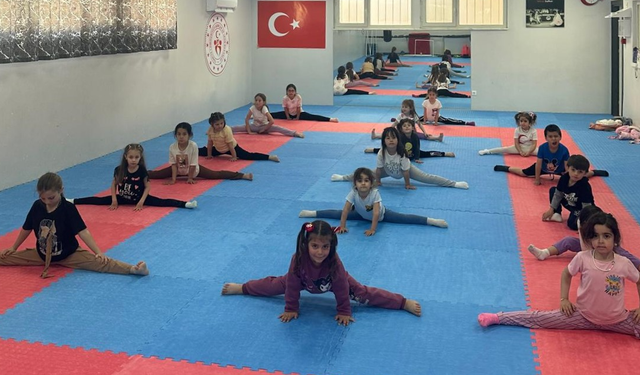 Geyve’de Minikler Sporla Büyüyor