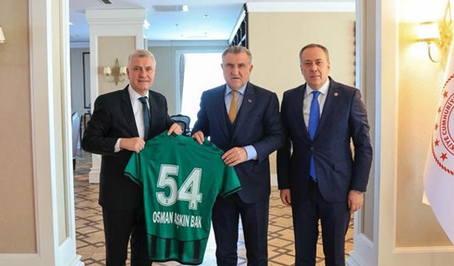 Sakaryaspor Başkanı Kıratlı’dan Bakan Bak’a Ziyaret