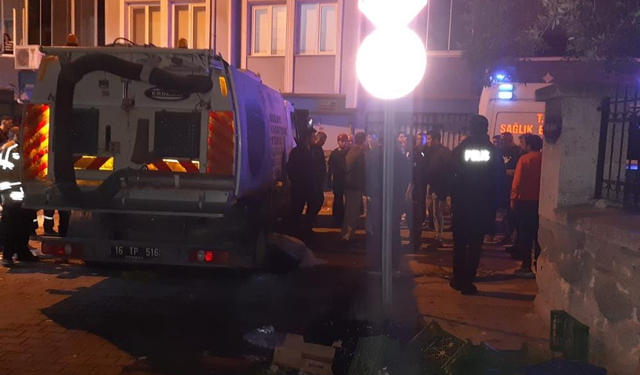 Pazar yerinde çöp kamyonu kazası: 1 ölü