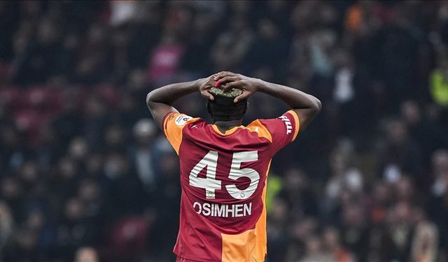 Victor Osimhen, Afrika'da Yılın Futbolcusu Ödülünde Finale Kaldı