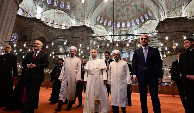 Papa 14. Leo, Sultanahmet Camisi’ni Ziyaret Etti