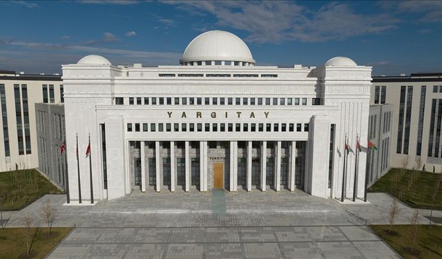 Düğün fotoğraflarını müşterilerine izinsiz gösteren fotoğrafçıya mahkumiyet kararı