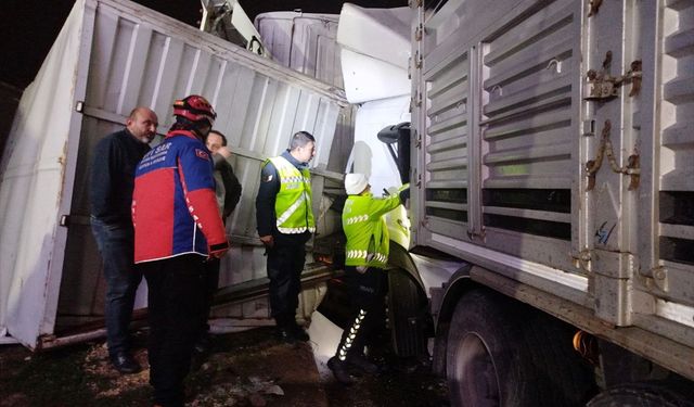 Bilecik'te zincirleme kazada 1 kişi yaralandı