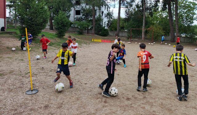 Arifiye’de Sporun Kalbi Gençlerle Atıyor