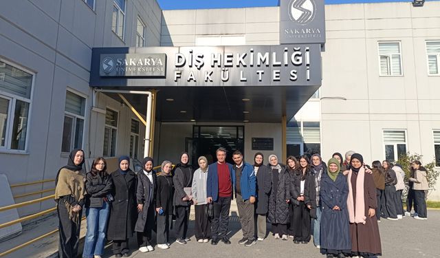 Lise Sıralarından Fakülte Koridorlarına Uzanan Bir Güz Dönemi