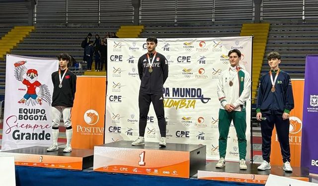 Milli Eskrimci Furkan Yaman’dan Dünya Kupası’nda Altın Madalya