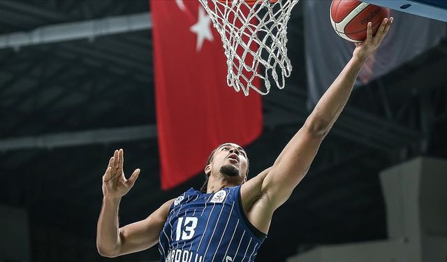 Anadolu Efes, EuroLeague’de Baskonia’yı Ağırlıyor