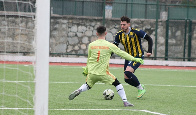 Karasu Aziziyespor ile Yeşilyurt Beldespor 2-2 Berabere Kaldı