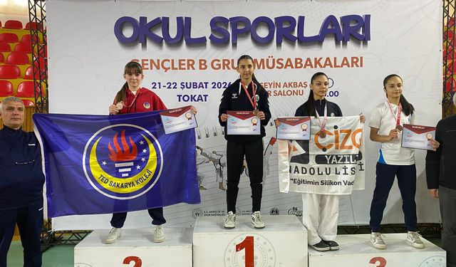 Elif’ten Büyük Başarı: Türkiye Karate Şampiyonası Bileti Tokat’ta Geldi