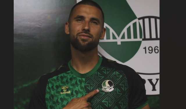 Zwolinski Uzatmalarda Kırmızı Kart Gördü