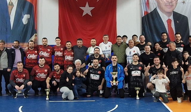 Pamukova’da Kaymakamlık Voleybol Turnuvası Sona Erdi