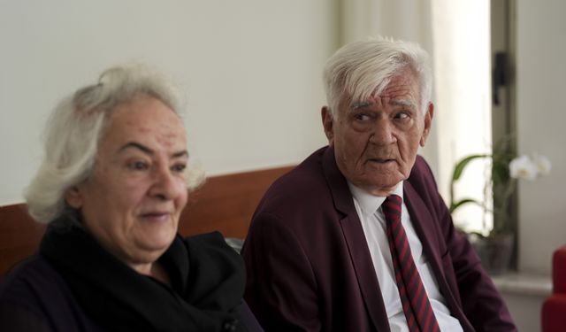 İstanbul'da huzurevinde evlenen çift, ikinci baharını yaşıyor