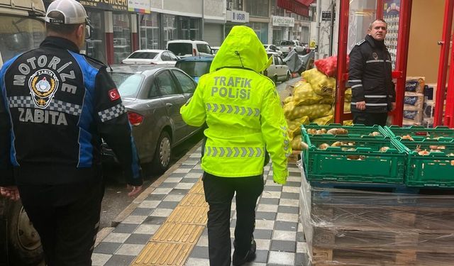 Kırklareli'nde zabıtadan kaldırım ve yol işgali denetimi