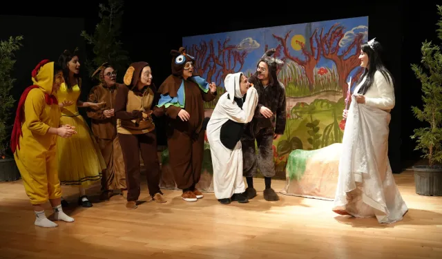 'Masal Dünyası' minik izleyicilerle buluştu