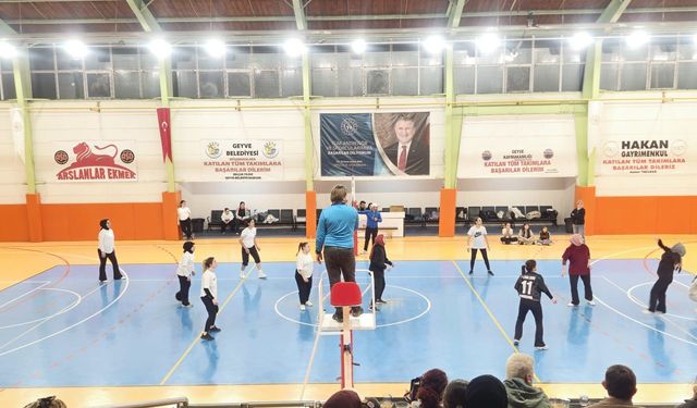 Şampiyon Geyve Anadolu oldu!