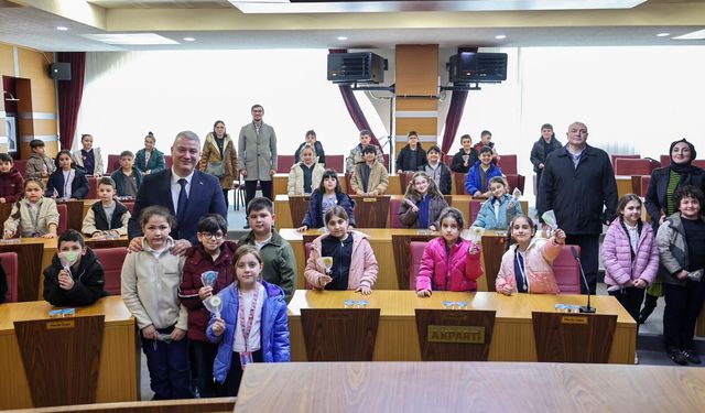 SAÜ Vakfı Okulları’ndan Serdivan Belediyesi’ne Anlamlı Ziyaret