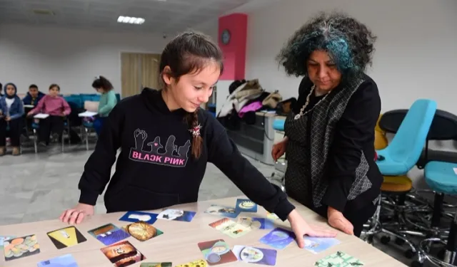 Bursa Osmangazi'de küçük yazarlardan büyük adım