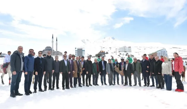 Erciyes’te Tarihi Organizasyon: Kökbörü Oyunları Büyük İlgi Gördü