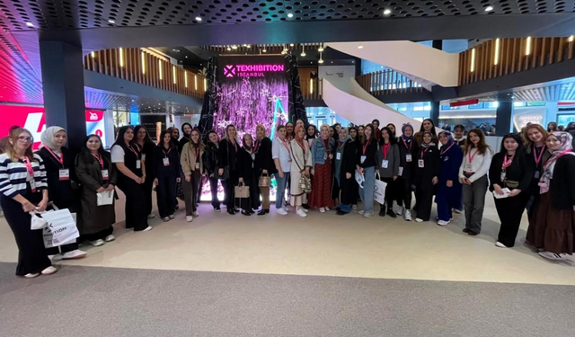 SUBÜ öğrencileri tekstil fuarında sektörle buluştu