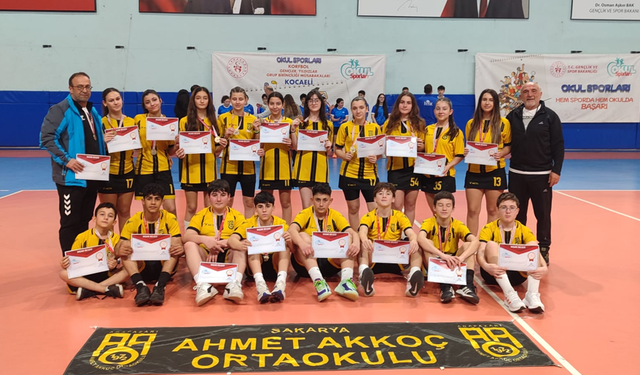 Sakaryalı takımlar korfbolda Türkiye finallerine yükseldi