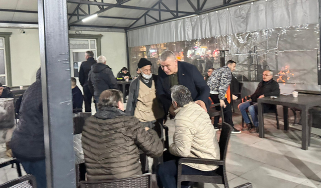 Başkan Osman Çelik Teravih Öncesi Vatandaşlarla Buluştu