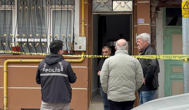 Evinde Ölü Bulunan Gencin Cina*yete Kurban Gittiği İddia Edildi!