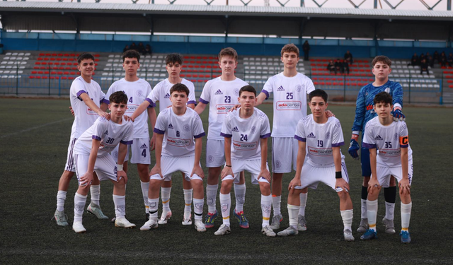 Nejat Ersin U15 Takımı Play-Off’ta Lider