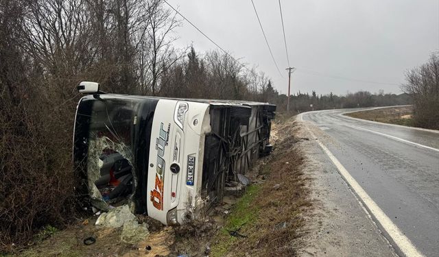 İstanbul'da kaza yapan midibüsteki 3 polis yaralandı