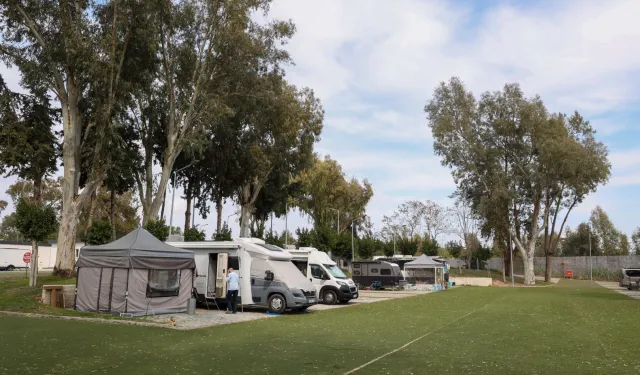 Karavan tatilcileri Konyaaltı Karavan Park'tan memnun
