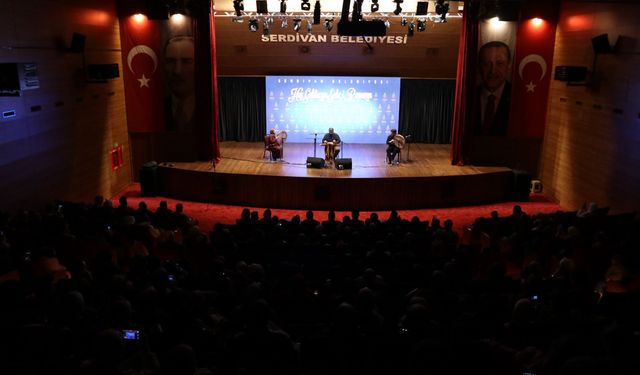 Sedat Anar Konseri Yoğun İlgi Gördü