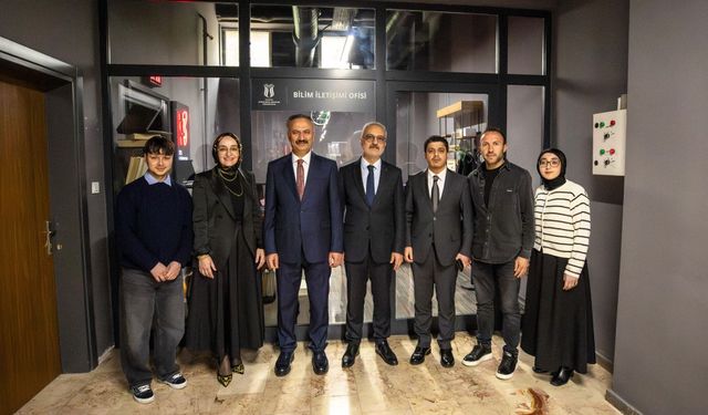 Anayasa Mahkemesi Üyesi Akçil SUBÜ’yü ziyaret etti