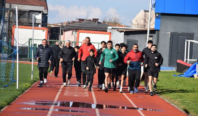 Hendek’te Atletizm Kurslarına Yoğun İlgi: Her Yaştan Sporcu Yetişiyor