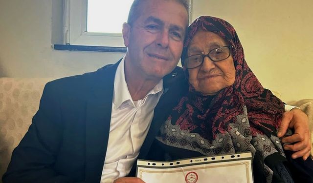 Yavuz Ailesinin Asırlık Çınarı Dualarla Son Yolculuğuna Uğurlandı