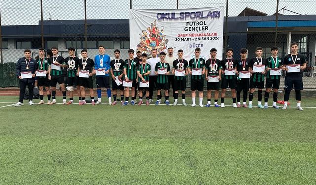 Şampiyon Sakarya Spor Lisesi! Türkiye Yarı Finallerine Yükseldiler