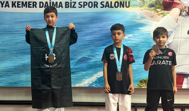 Hendekli Karatecilerden Büyük Başarı: Türkiye Şampiyonası’nda 5 Madalya