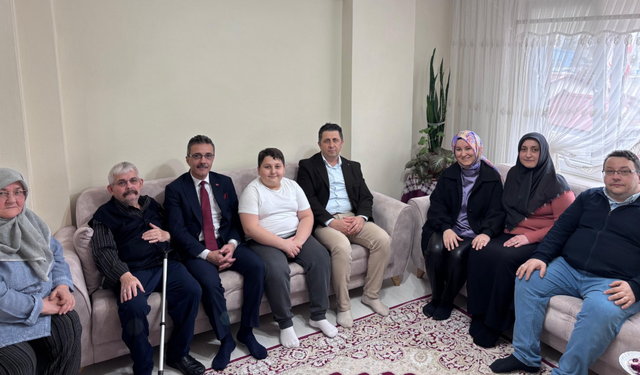 Minik Akif'e özel kutlama