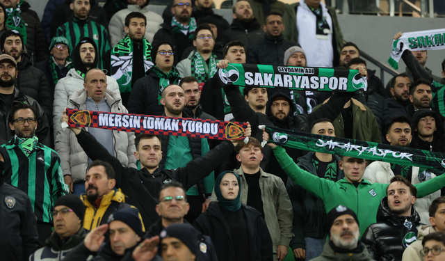 Tatangalar Kritik Maçta Tribünde