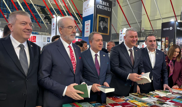 Kitap Fuarı kapılarını açtı
