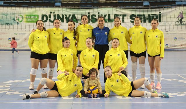 Fener Akademi Fırtına Gibi Finale Yükseldi