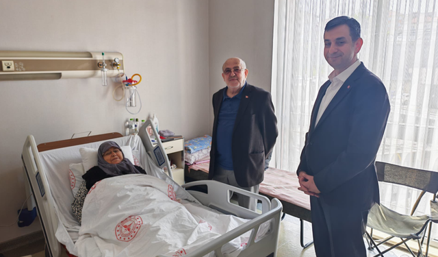 Başkan Akın hastaları yalnız bırakmadı