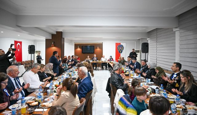 Kırklareli Valisi Turan, şehit aileleri ve gazilerle bir araya geldi