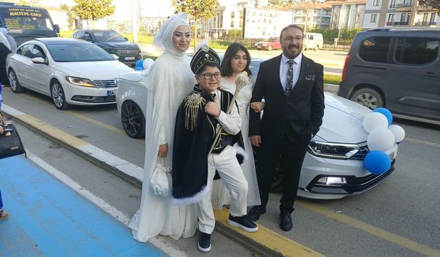 Ahmet Deniz erkekliğe ilk adımını attı