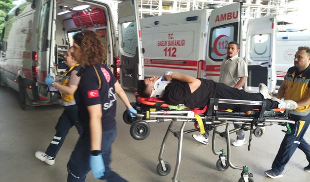 Bursa'da otomobil ile motosikletin çarpıştığı kazada 1 kişi yaralandı
