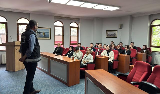 Sapanca Belediyesi Personeline Narkotik Farkındalık Eğitim