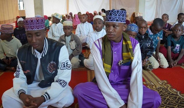 Etiyopya ve Tanzanya'da bayram namazı kılındı